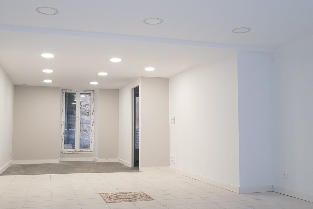 Rénovation d'un commerce à Concarneau — Guilbaud